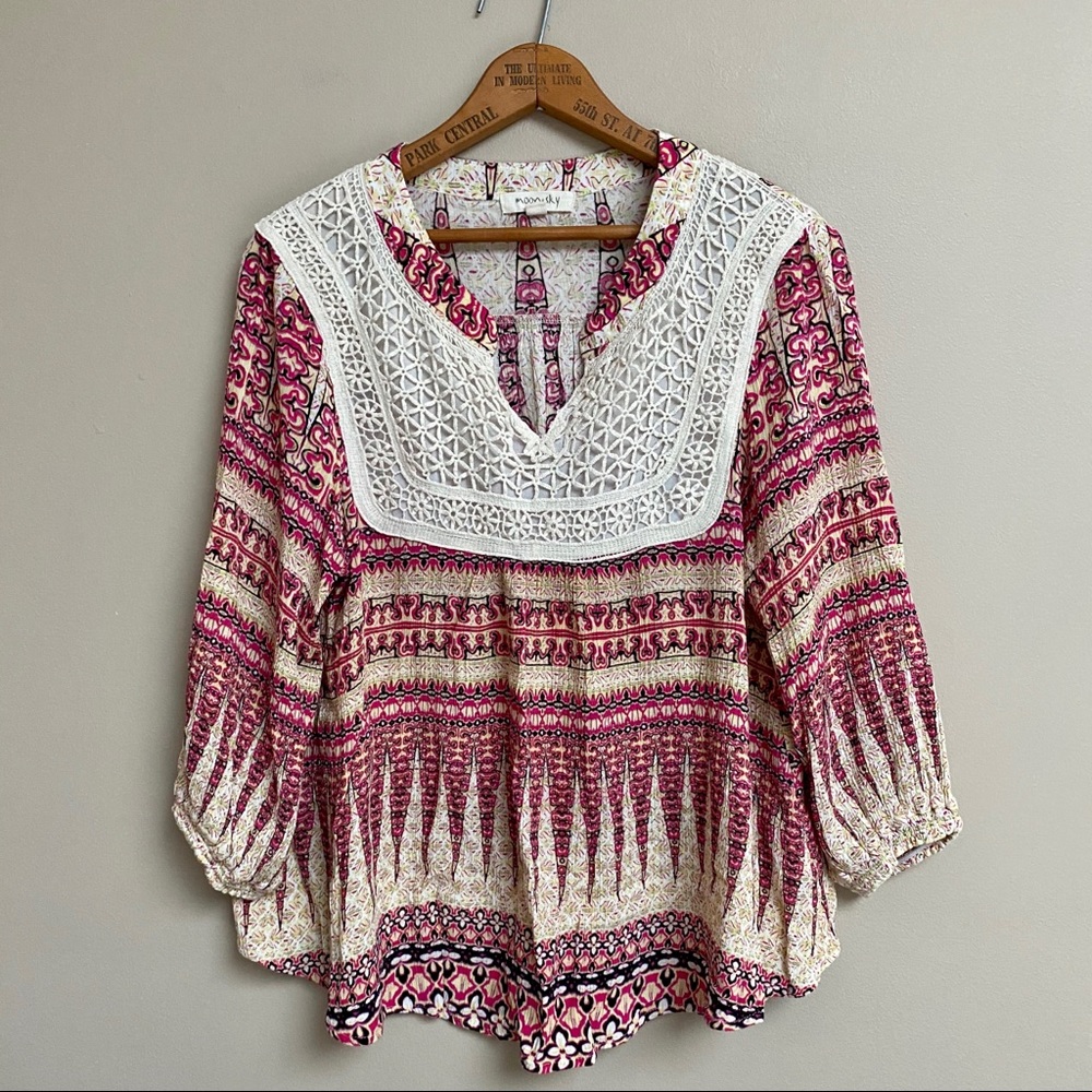 Moon & Sky boho printed blouse with crocheted bib - Picture 1 of 8